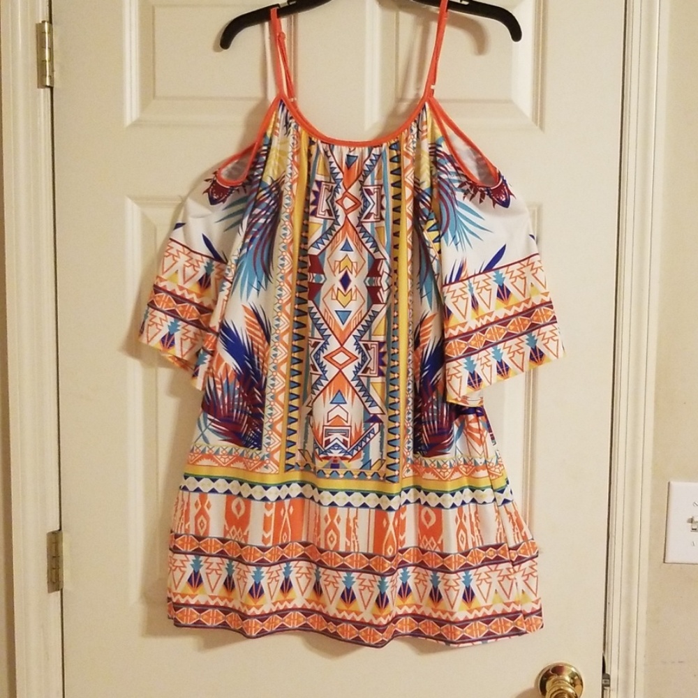 **SOLD**  *LAST CHANCE* NWOT  cold shoulder sz XL